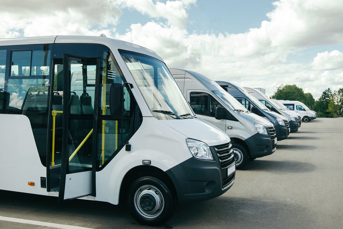 Choosing Between a New and Pre-Owned Shuttle Bus