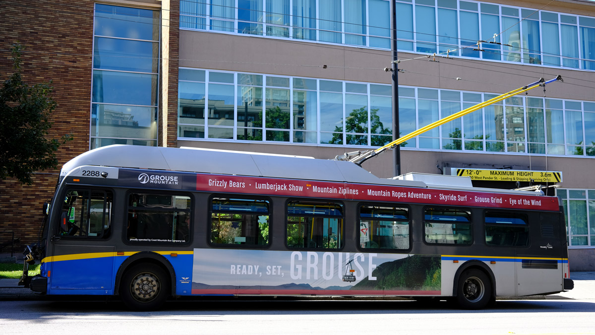 Technology Trends in Buses Purchased by Municipal Governments in Western Canada