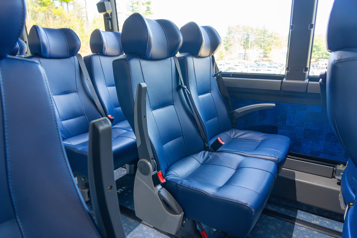 Tips on Figuring Out Ideal Seating Layouts for Shuttle Buses